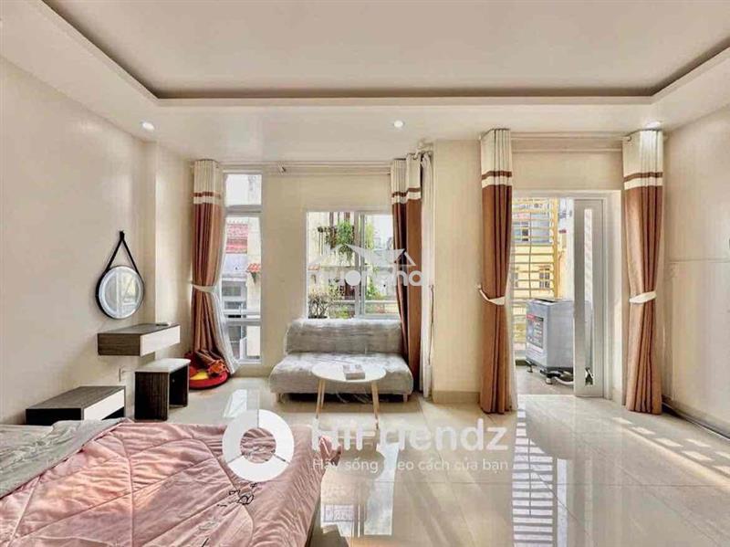 Căn hộ  thoáng mát ngay etown cộng hòa