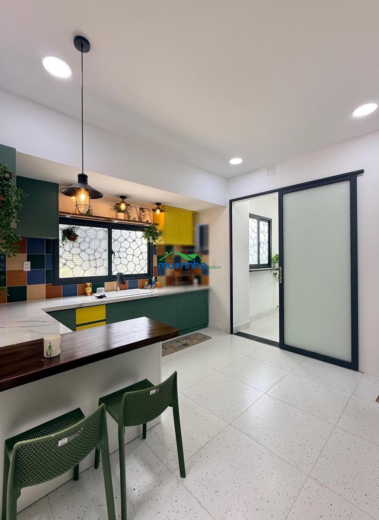 Bán nhà huỳnh tấn phát, tân thuận, ngang 4 nở hậu 5m, 3pn, full nội thất, hơn 5 tỷ - 4
