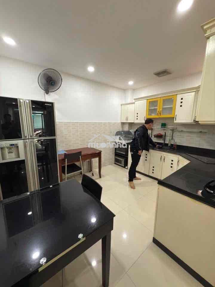 🏡 Hxh 1/ ni sư huỳnh liên - nhà full nội thất - dt gần 50m2 - giá hơn - 4