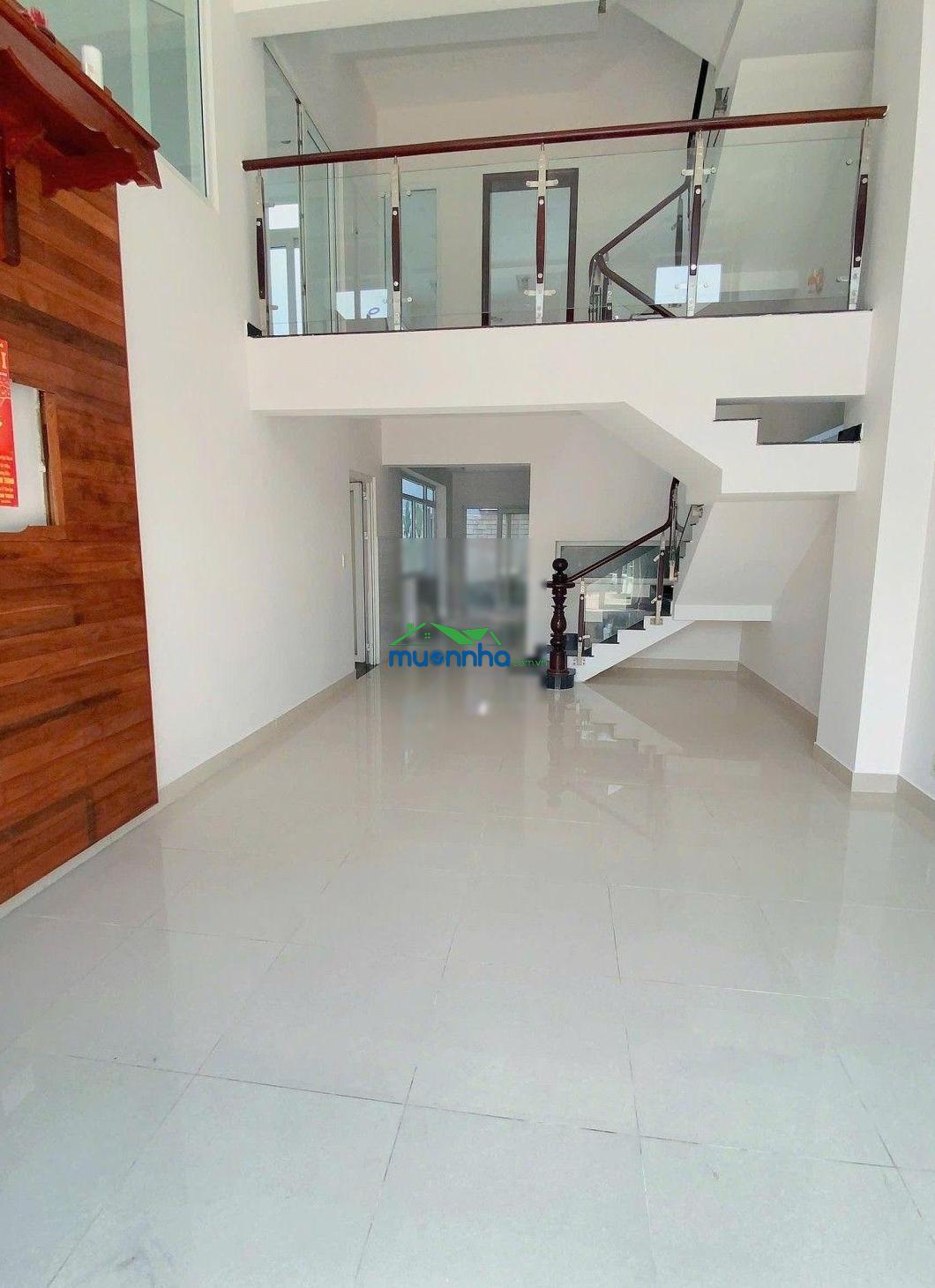 Nhà 3 tầng 200m ngang 9m dòng tiền 15 triệu/tháng, tân phú, thủ đức. 20 tỷ. tl - 2
