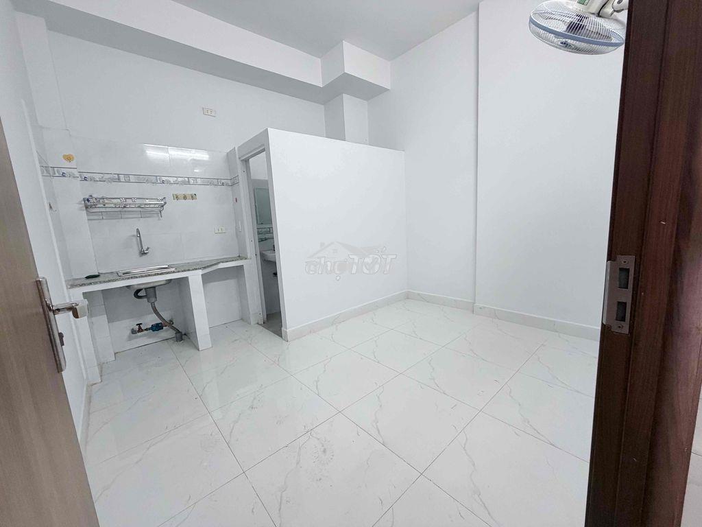 Phòng trống ở liền - gần t3, trường chinh - cộng hoà - 2