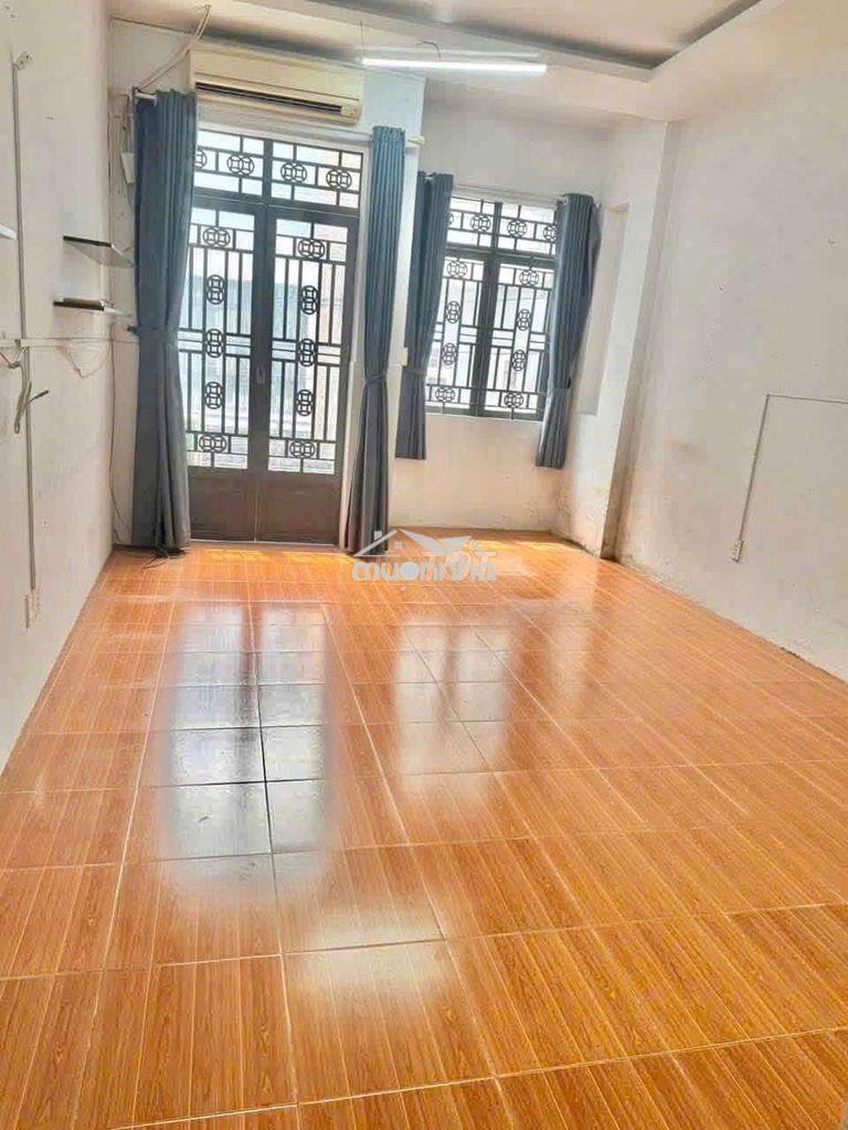 Cho thuê nhà 1 trệt 1 lầu 4x17m hẻm xe hơi gần chợ lý phục man - 3