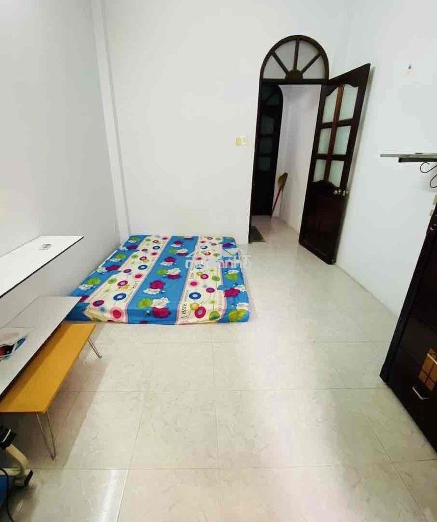 Nhà rộng, gần phan đăng lưu,dt 48m2, 1 trệt 1 lầu, ở và làm việc ok - 3