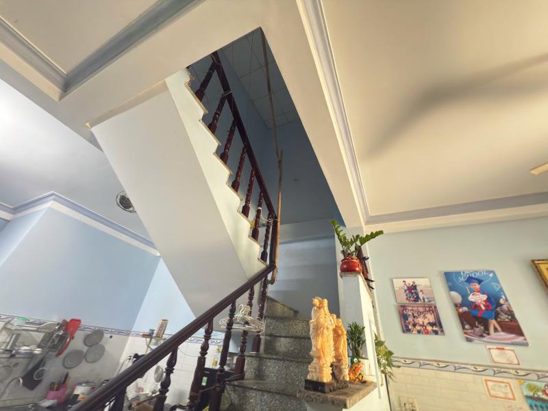 Bán nhà 2 tầng, hẻm xe hơi, p. trường thạnh quận 9, giá 4 tỷ/52m2 - 2