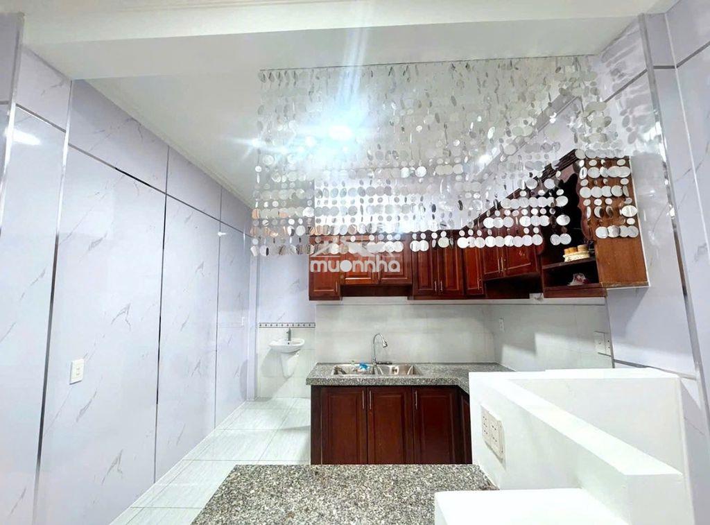 Siêu phẩm 3 tầng-có 1 không 2- hẻm xe hơi-gần phú mỹ hưng-43m2-5tỉ95 - 3
