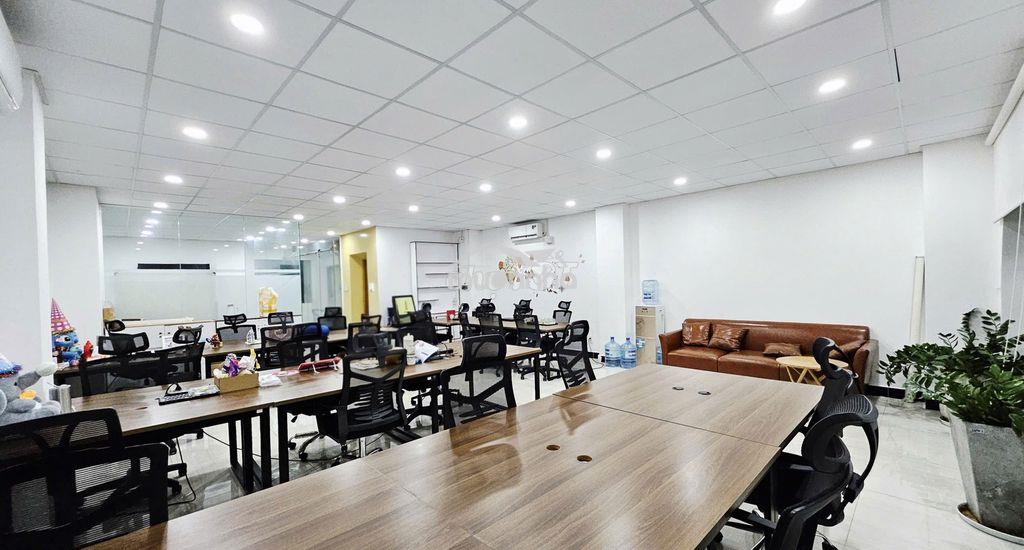 Cho thuê vp 75m2 chỉ 15tr, sẵn nội thất làm việc - vạn phúc city - 3