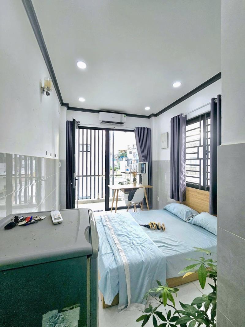 Studio ban công đi bộ tới đại học hutech, ngoại thương, gtvt, đường d5, ung văn khiêm, ngã tư hàng xanh - 3