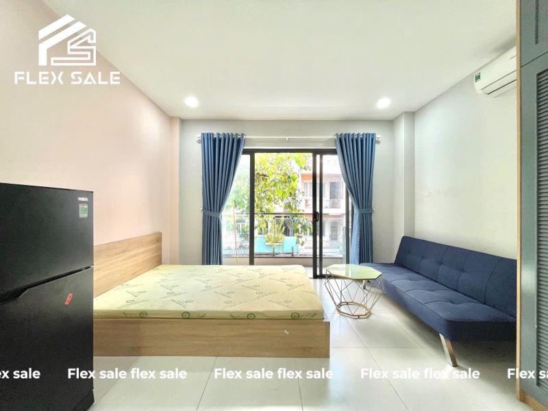 Studio ban công, thang máy đi bộ tới đại học hutech, ngoại thương, gtvt, đường d5, ung văn khiêm, ngã tư hàng xanh