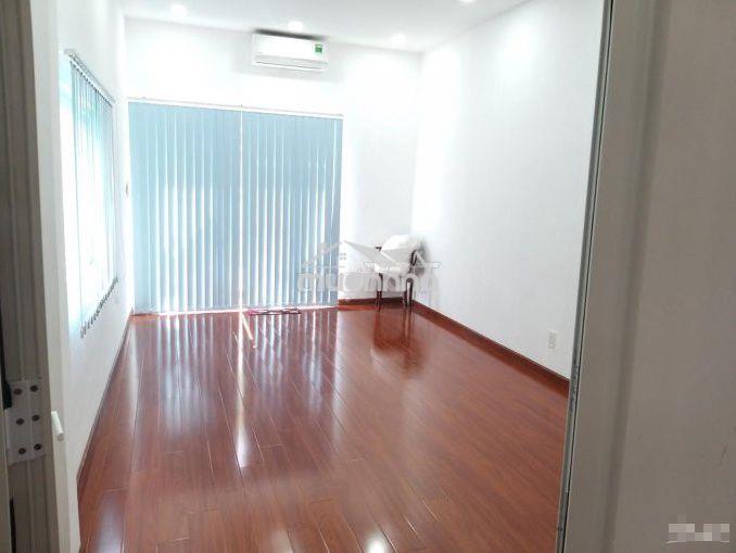 Hơn 200m2 sử dụng - 3 phòng trống suốt – 521 nguyễn đình chiểu, quận 3 - 2