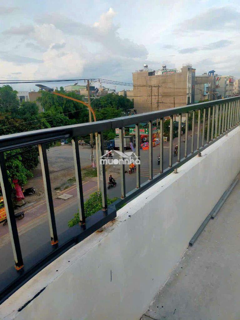 Bán nhà mặt tiền ngã ba - 2