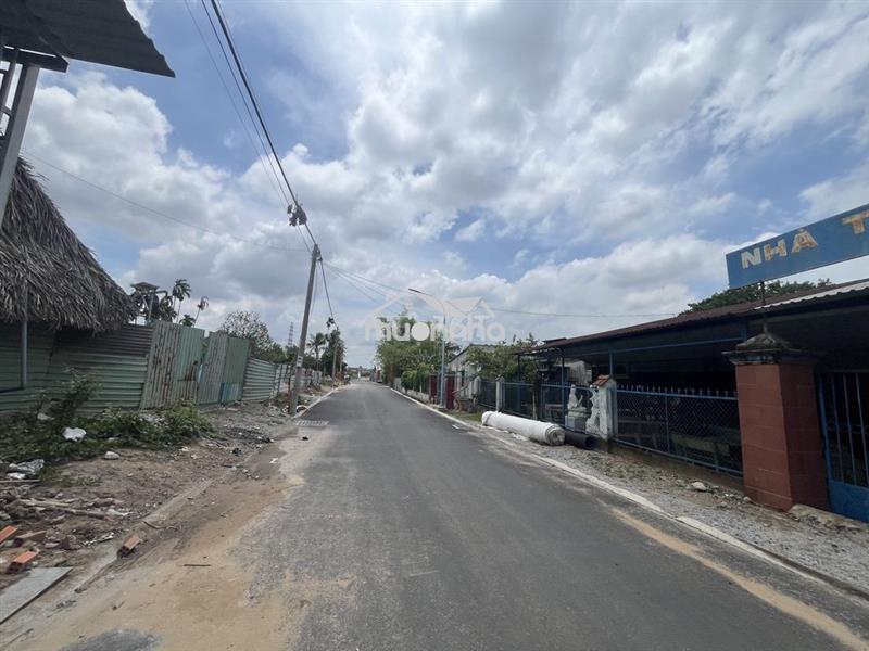 Cho thuê kho mới 170m đường bùi thị xuân phường tân bình dĩ an