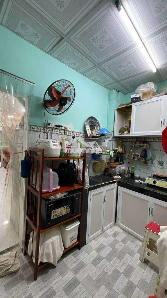 Gia đình bán nhà hẻm 19 bình thới - 3