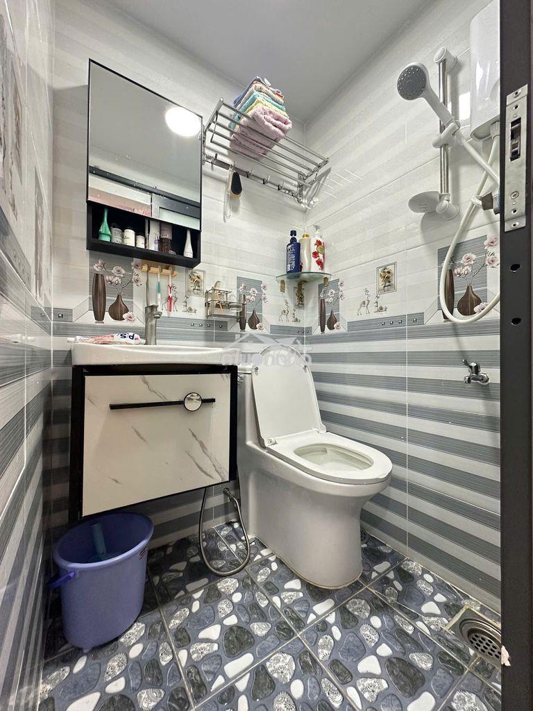 Chung cư lầu 1 thang bộ, 60m2, đường đồng đen, p.tân bình, tphcm - 2