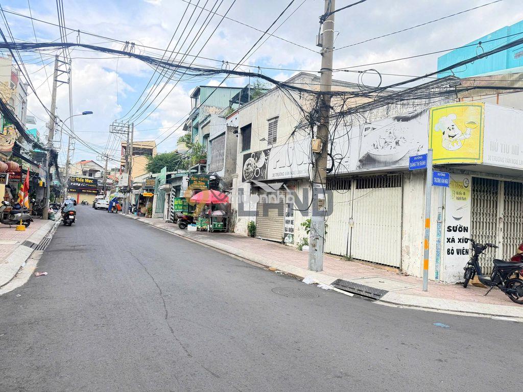 Cực hot, bán gấp nhà hxh chợ thủ đức,dt:43,4m2,ngang 4m,giá 3,9 tỷ - 2