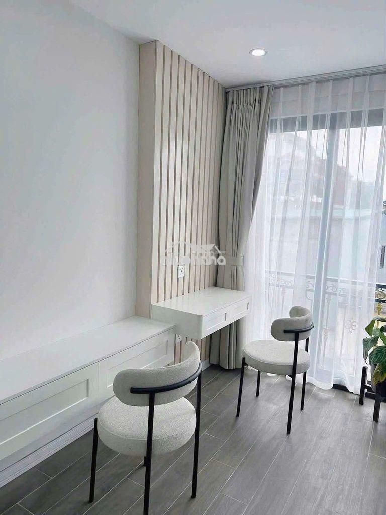 Căn hộ mới xây, full nội thất, ban công view đẹp, đậu ô tô , wifi free - 4