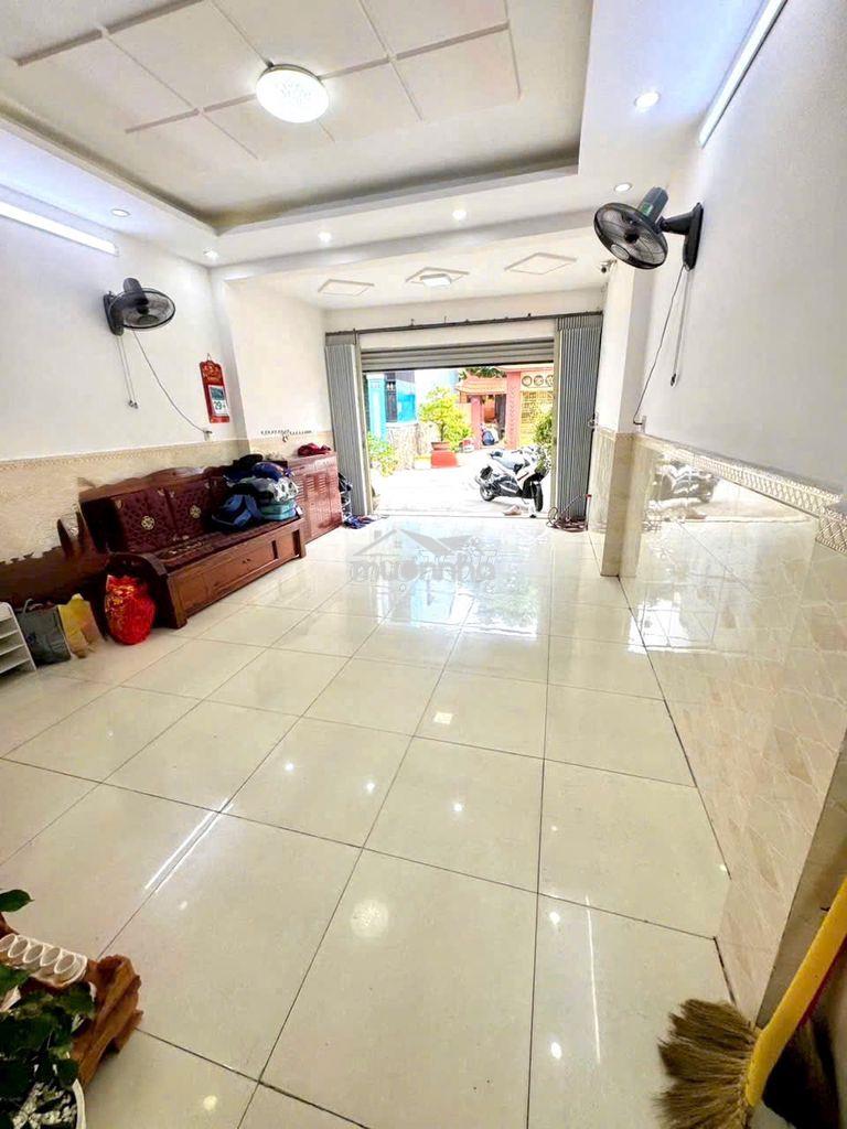 Cho thuê nhà nguyên căn đường phú thọ hòa dt 4x16 - 2