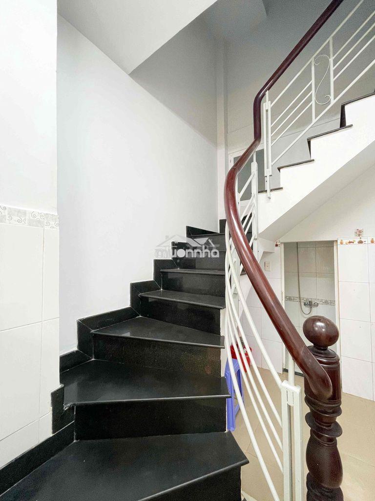 Cho thuê nhà nguyên căn 3 tầng - đầy đủ nội thất, dọn vào ở ngay - 4