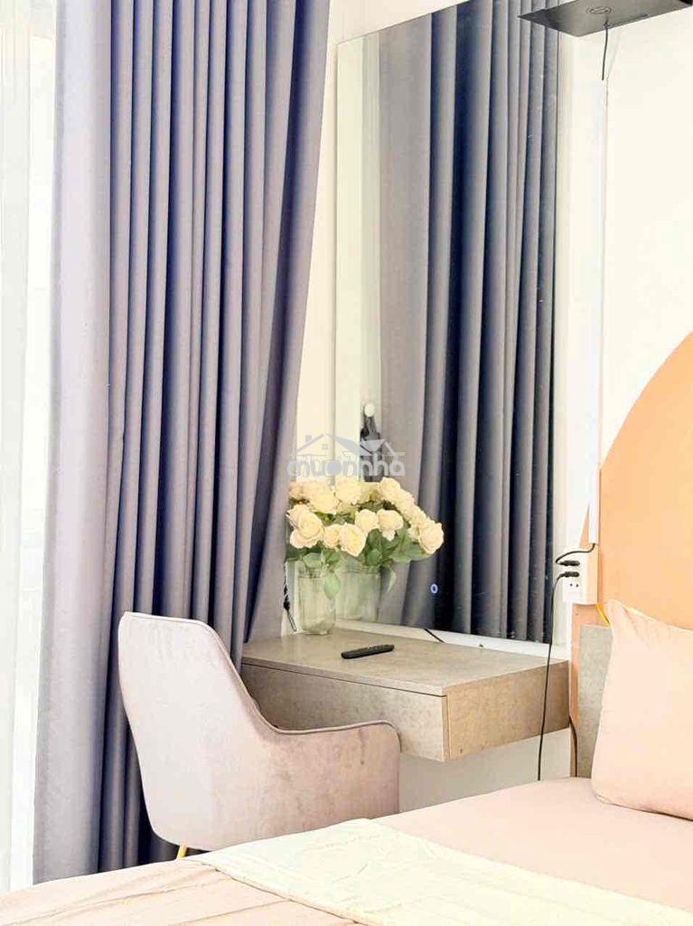 Căn hộ 1 phòng ngủ , bancon quận 3 , full nội thất
