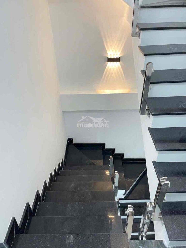 - Nhà xây mới âu dương lân p3 q8 / trệt 2 lầu st / cách hxh 50m - 3