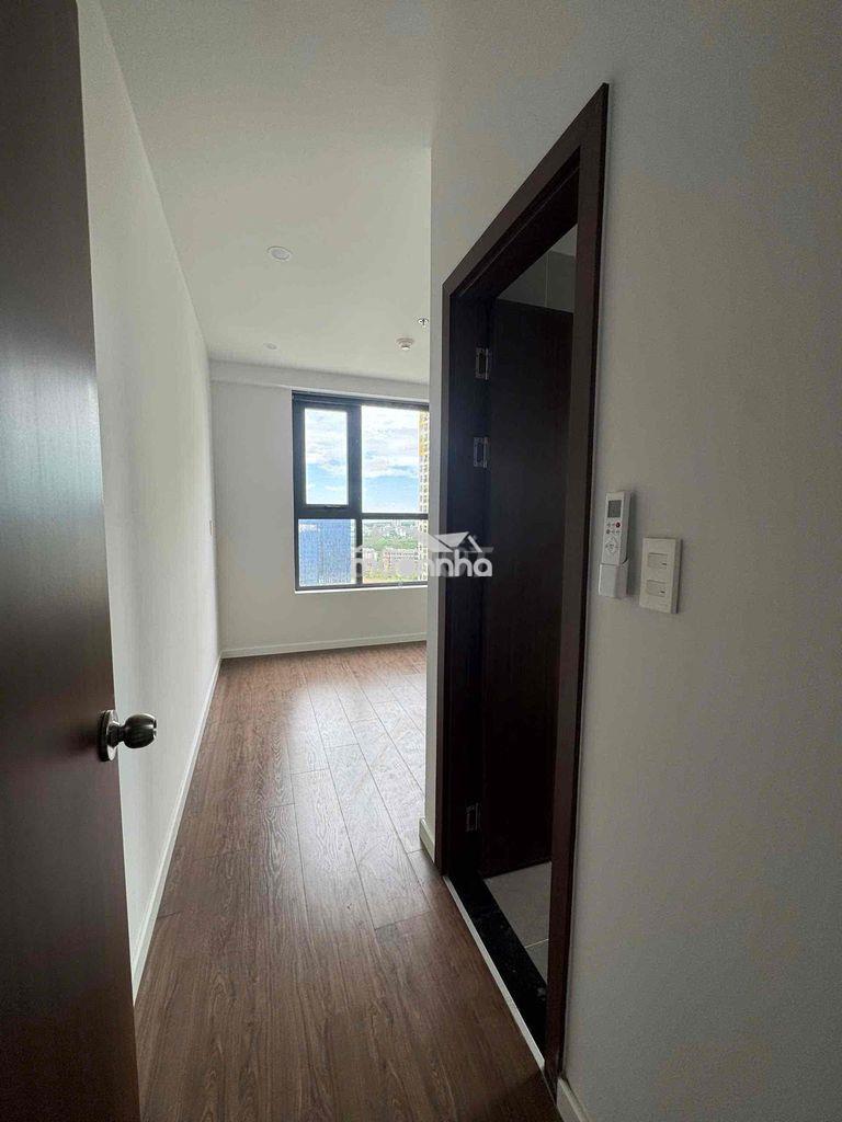 Căn góc suất ngoại giao tháp bcons sapphier tầng trung hướng đông nam