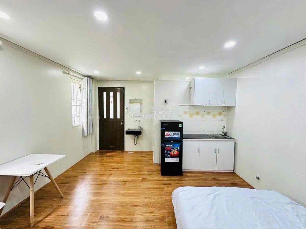 Cho thuê phòng cửa sổ thoáng - đầy đủ nội thất - có thang máy - 2