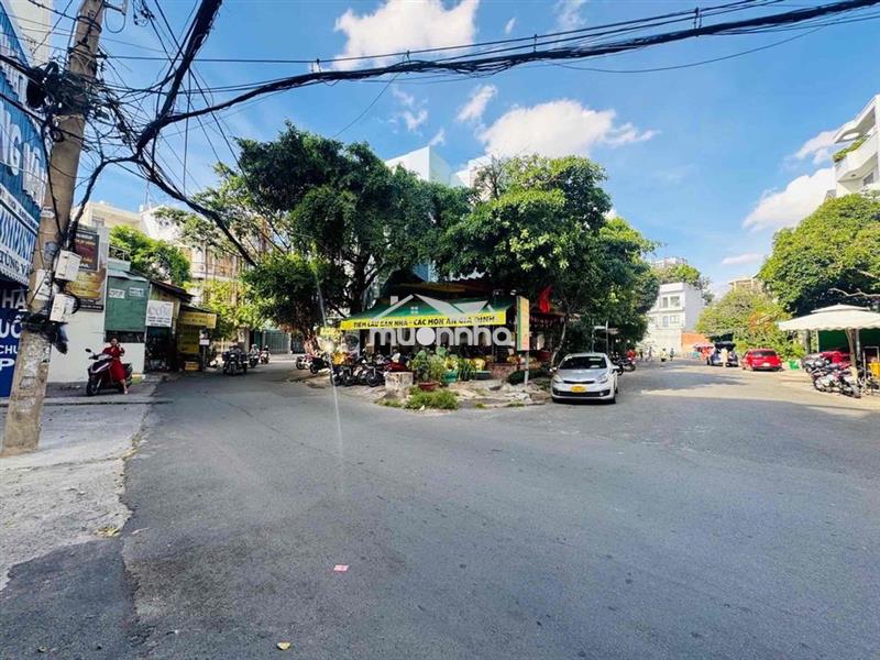 Tiền ít thịt nhiều- chỉ 4.95 tỷ (4.3*16m ) ngay chợ phạm văn bạch