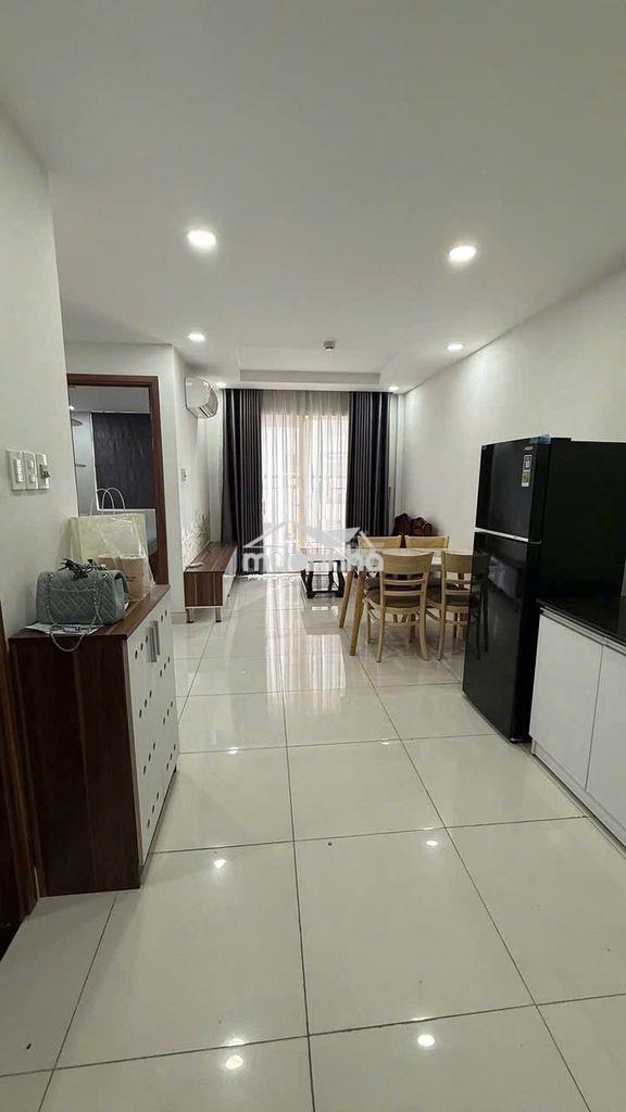 Bán gấp căn hộ samsora 49m2 giá chỉ 1390 tỷ full nội thất,sổ sẵn