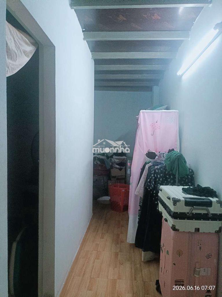 Nhà gác lững, kiệt 389cmt8 - 2