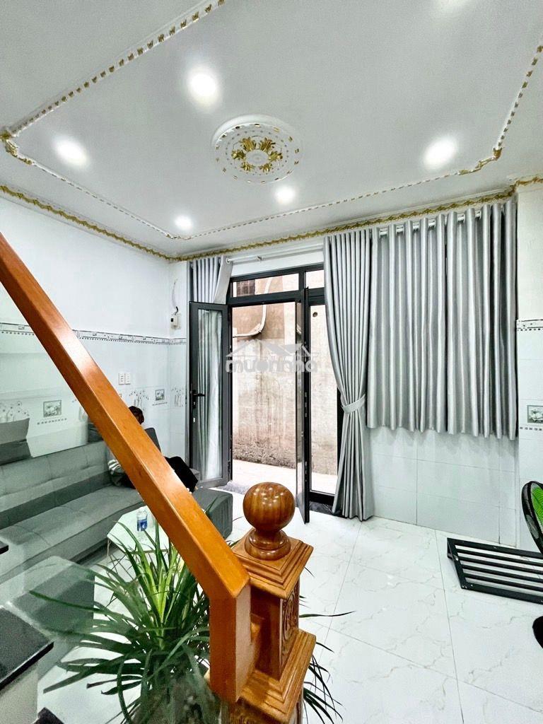 1 tỷ - nhà giáp tân phú - 20m2 - 2 tầng - 2 pn -nhà mới đẹp ở ngay - 2