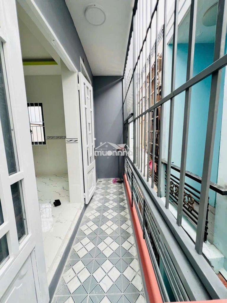 Bán nhà 4 pn, 2 ban công, phú định, gần ngay hxh, sổ hoàn công. - 4