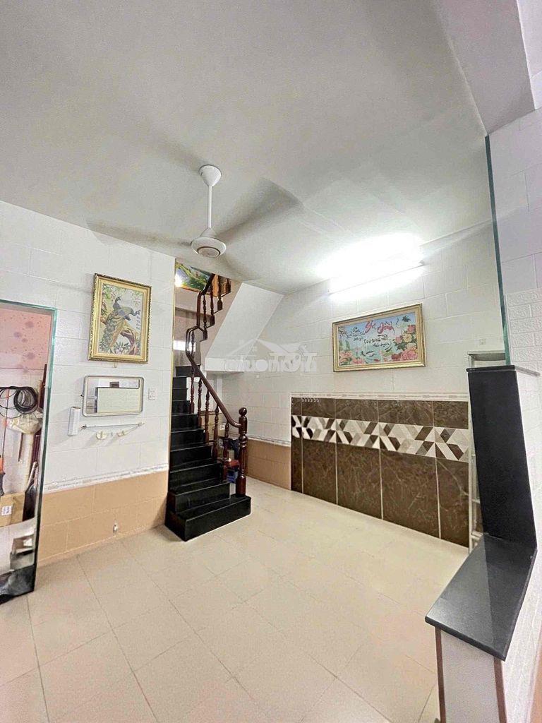 💰💰💰 Trệt 2lầu 3pn 2wc - gần chợ an nhơn - giá 12tr còn bớt
