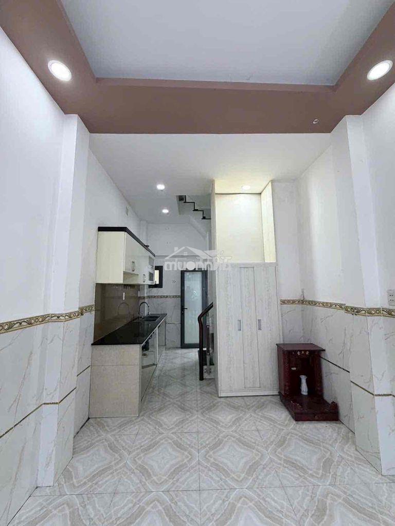 - Âu dương lân p3 q8 / trệt lửng 2 lầu st đúc btct / hỗ trợ vay nh - 2