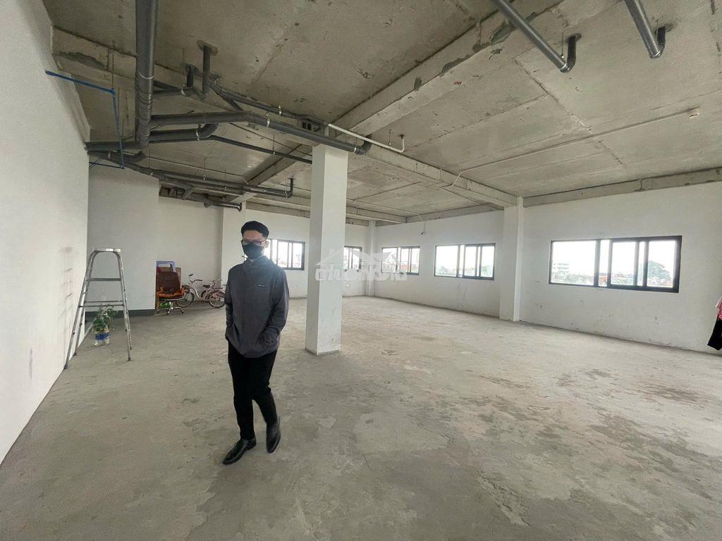 Cho thuê mb tm 150m2, giá 10tr/tháng, ngay đs3 + phạm hữu lầu. - 3