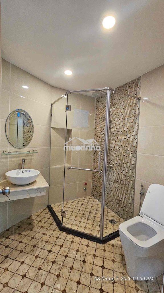 Nhà cho thuê ờ hoặc làm spa - 4