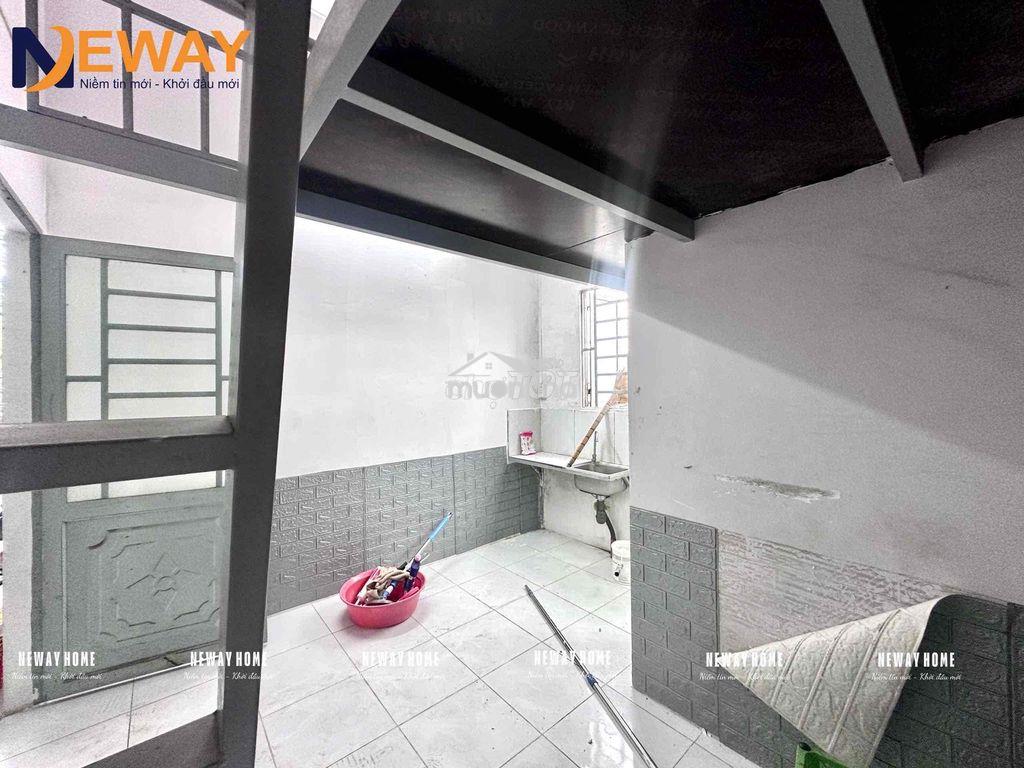 Phòng gác đi bộ sang tdtu - 2