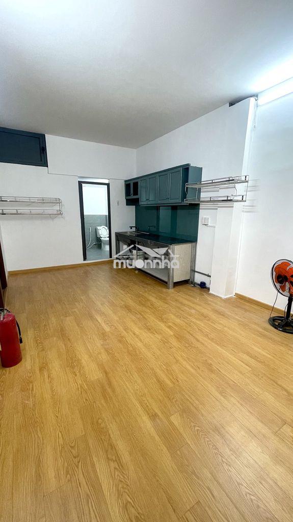 (Nhà mới) cho thuê nguyên căn, 3 p.ngủ sẵn máy lạnh