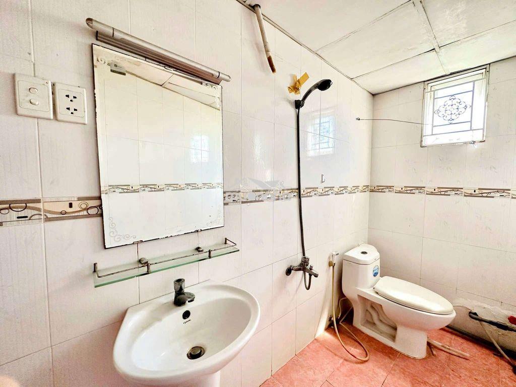 Phòng trọ studio giá rẻ ngay ql1a, tô ký, nguyễn văn quá - 4