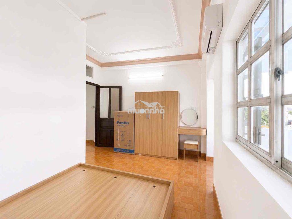 Phòng dạng studio cao cấp - ban công - mới hoàn thiện - 3