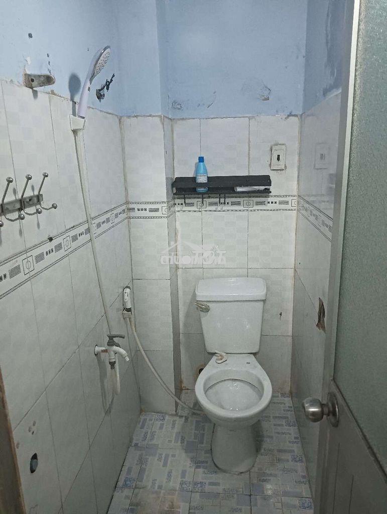 Nhà mới sơn thích hợp cho gia đình ít người - 4