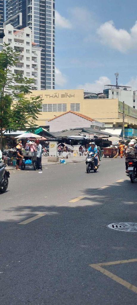 Cho thuê  tầng 1 phạm ngũ lão  .thông ra phố đi  bộ bùi viện  q1. - 2