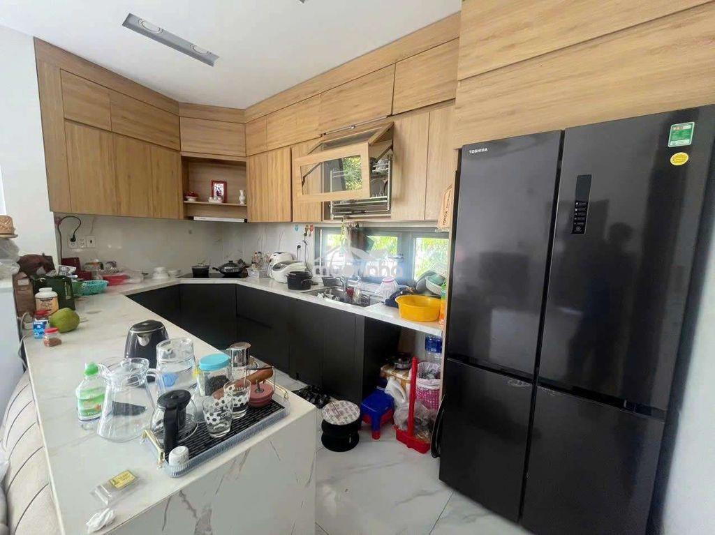 Nhà đẹp thoáng mát gần vòng xoay gò dưa - 2