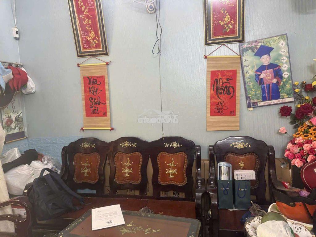 3,4 tỷ - nhà 2 tầng, ngay lê văn việt,
ngay dh gtvt, đg làng tăng phú - 3