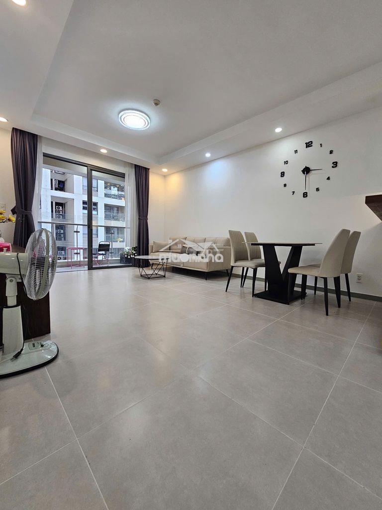 Bán goldview q4: 65m2, nội thất như hình, giá tt 6,25ty, ban công dài