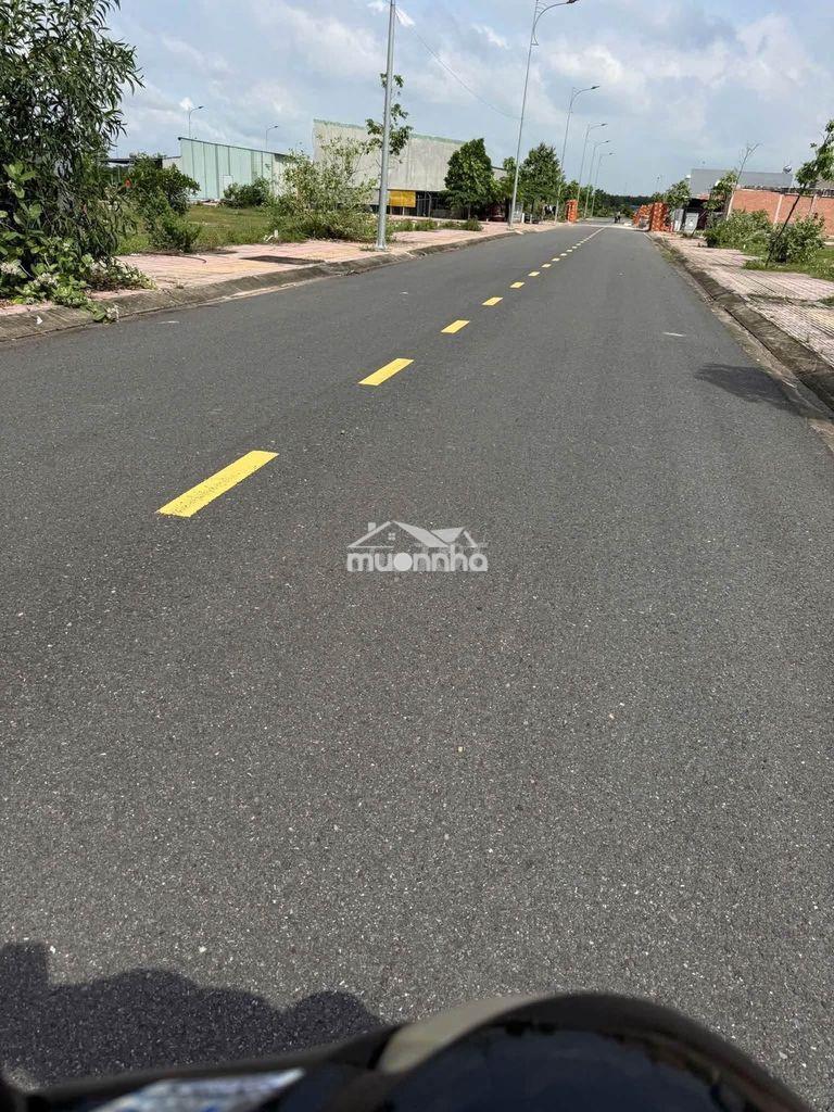 Bán gấp 10 nền đất thổ cư 105m đến 110m lộ nhà nước 8m an viễn, đn - 3