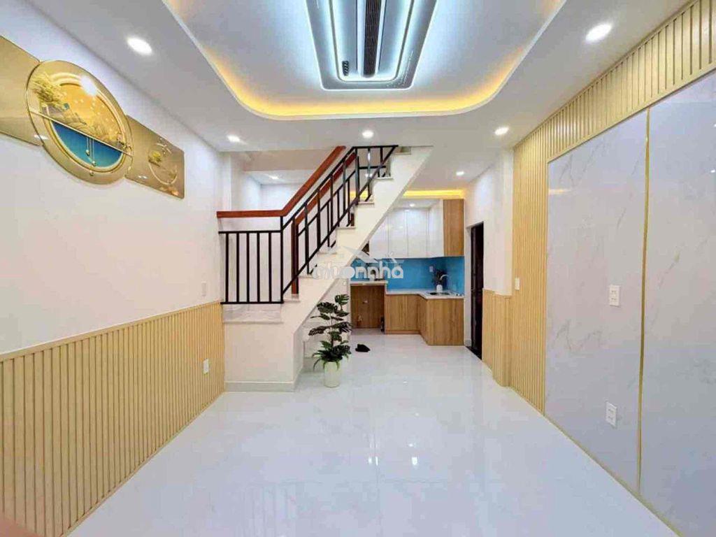 Âu dương lân - 3 tầng - 3pn - sổ chuẩn hoàn công - 2đ lớn - 2
