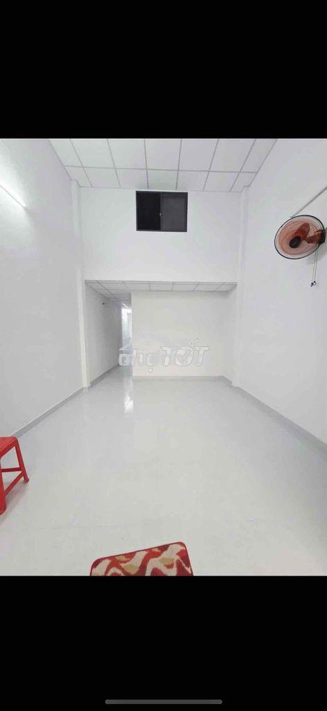 Hẻm xe hơi vườn lài 4x16, gác, 2pn, 10 tr