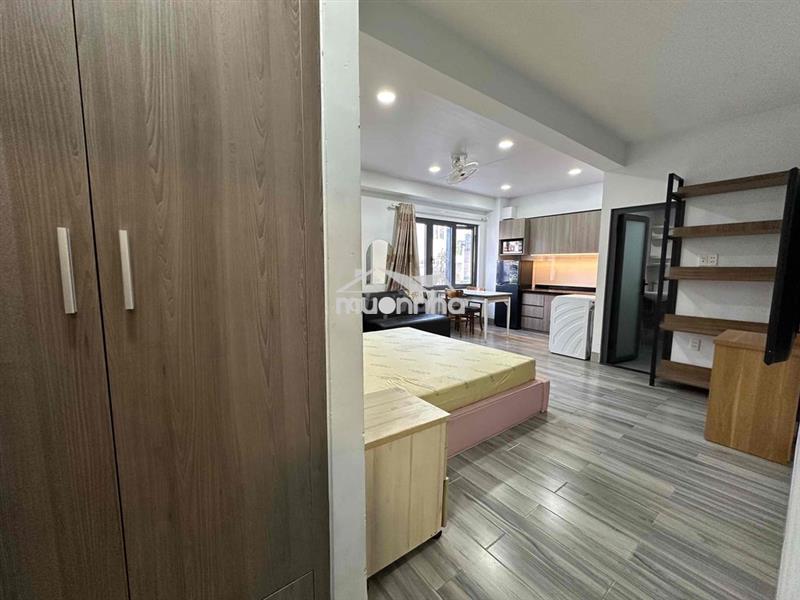 Studio rộng 35m2 thang máy ngay đh y dược ngay chợ lớn đh sư phạm