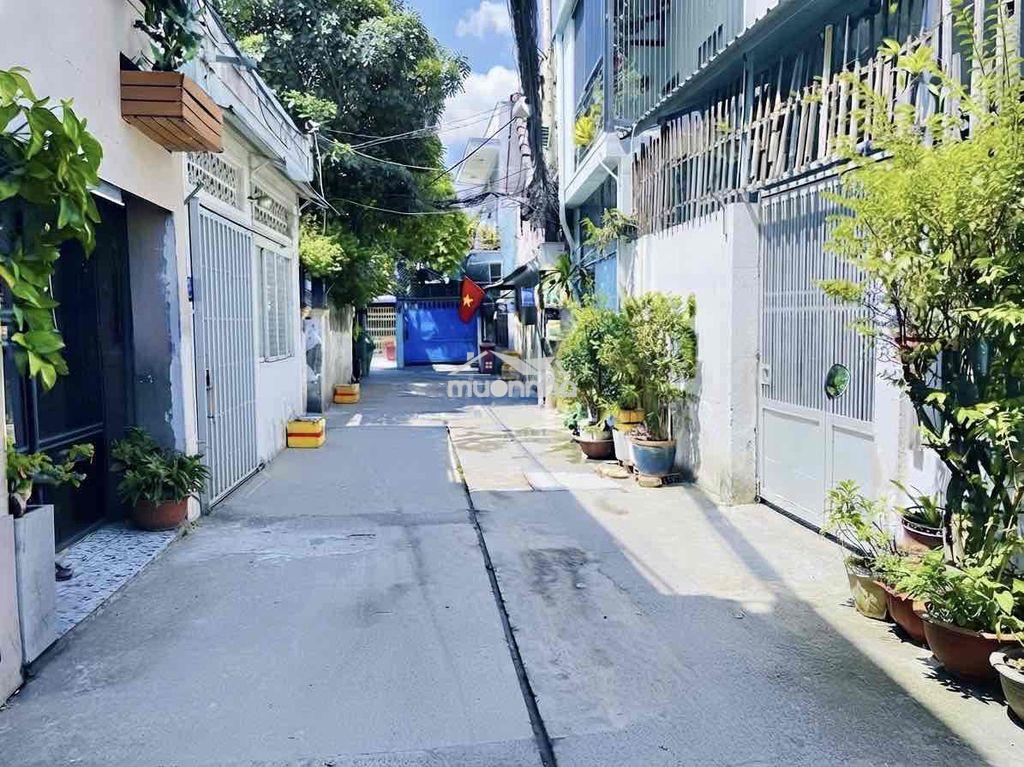 Quận 7 – bùi văn ba - 3 tỷ 450 - nhà 3 tầng- ngang 4,2m - hẻm 2,5m - 2