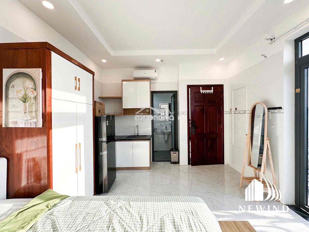 Căn hộ ban công cửa sổ thoáng full nt ở lâm văn bền q7 gần lotte - q4 - 2
