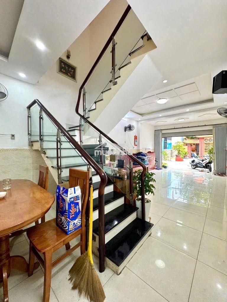 Cho thuê nhà nguyên căn đường phú thọ hòa dt 4x16 - 3